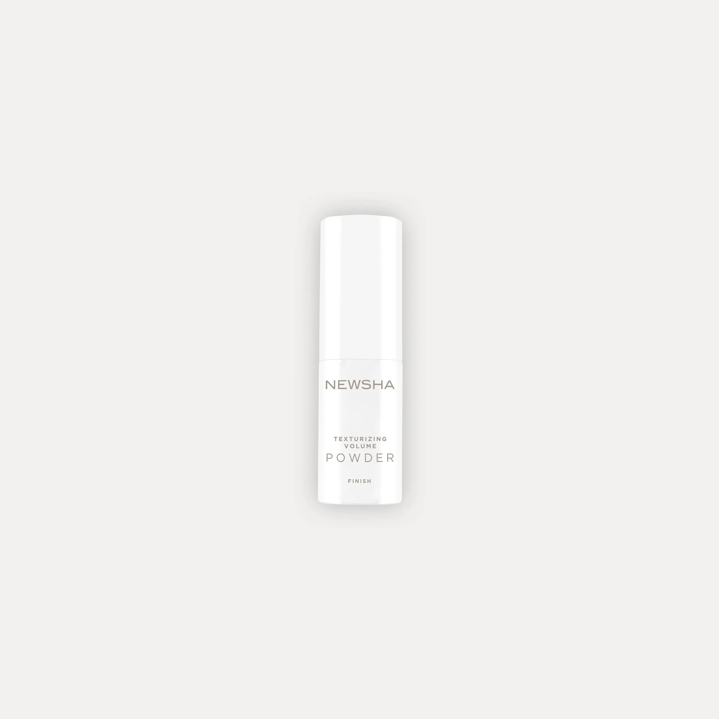 NEWSHA Texturizing Volume Powder in kleiner wei&szlig;er Dose vor hellem Hintergrund als minimalistisches Produktbild.