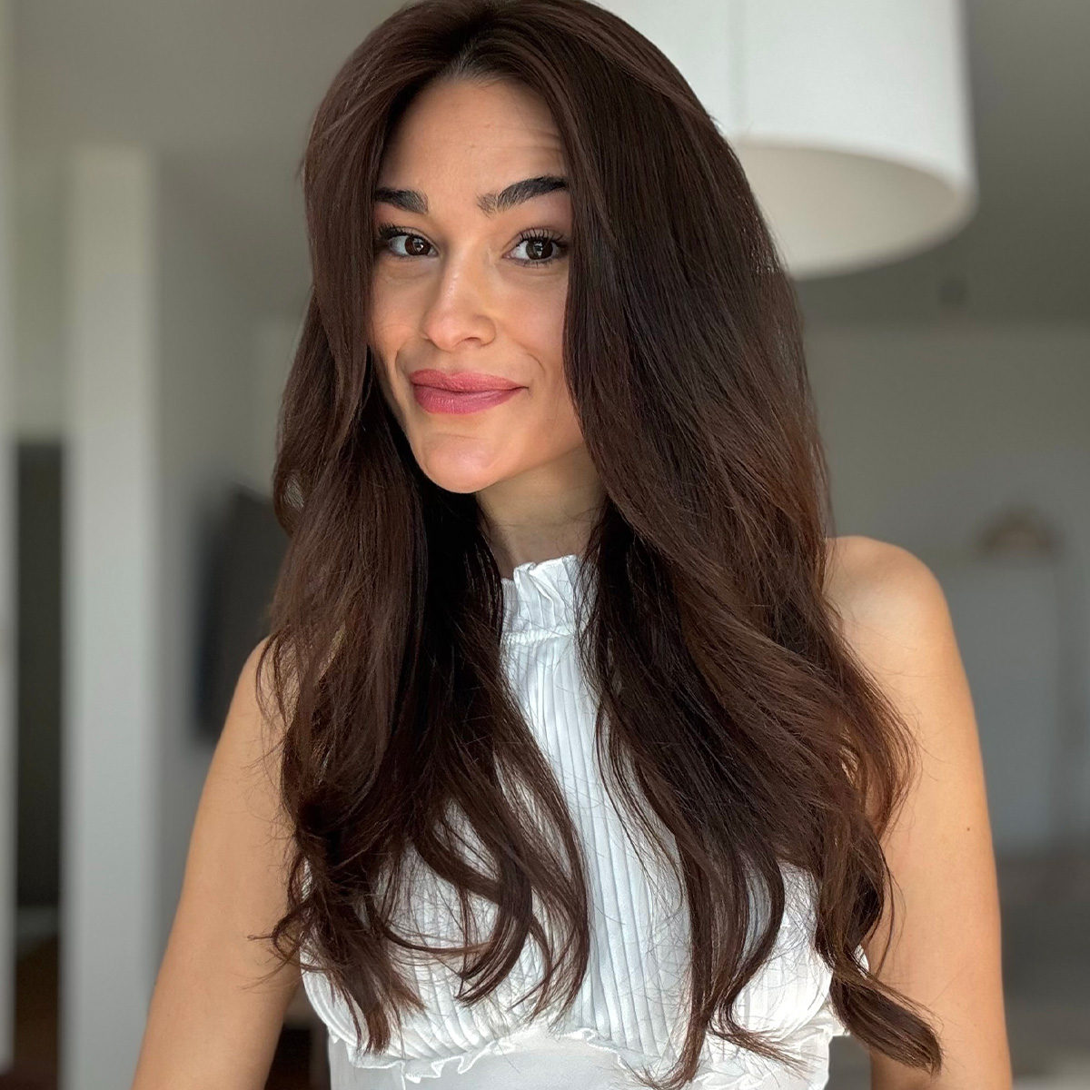 Haarproblem: Trockene Locken mit Frizz